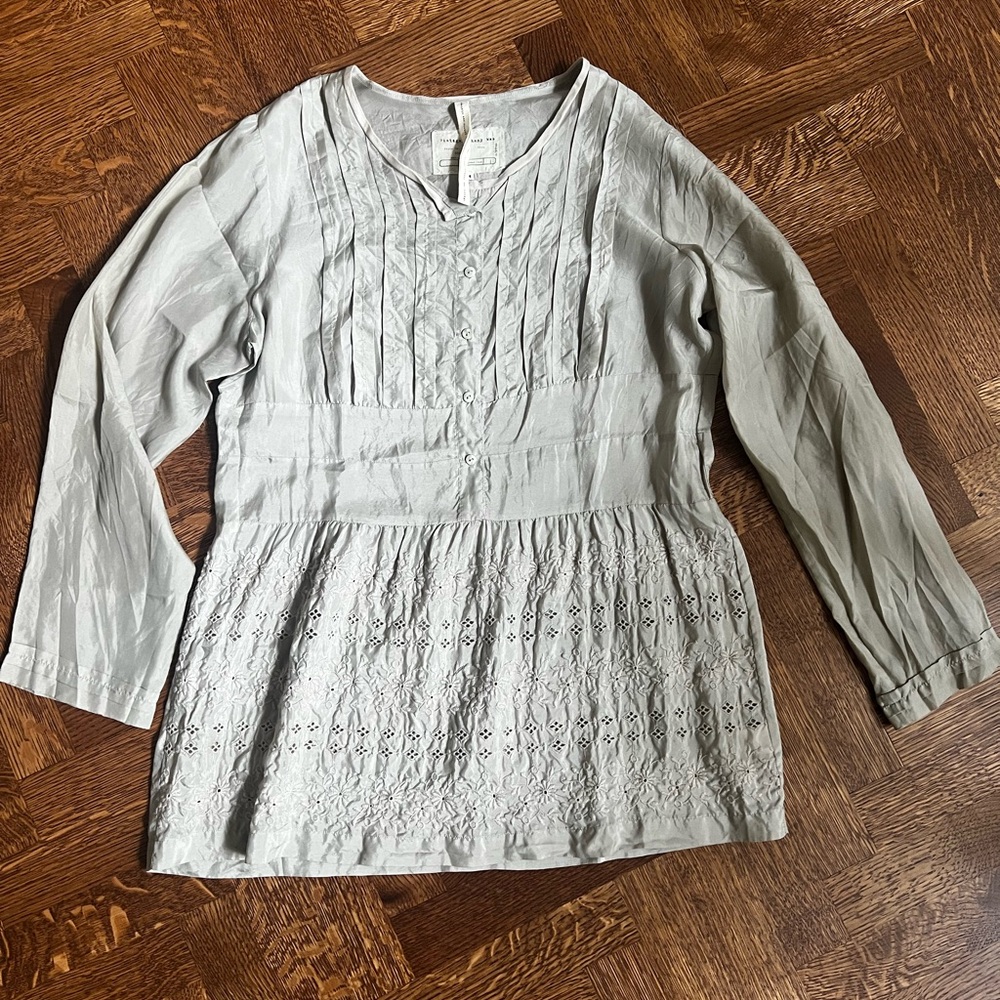 VINTAGE JOHNNY WAS Silk Embroidered Floral Baby Doll Top Boho Cottagecore M